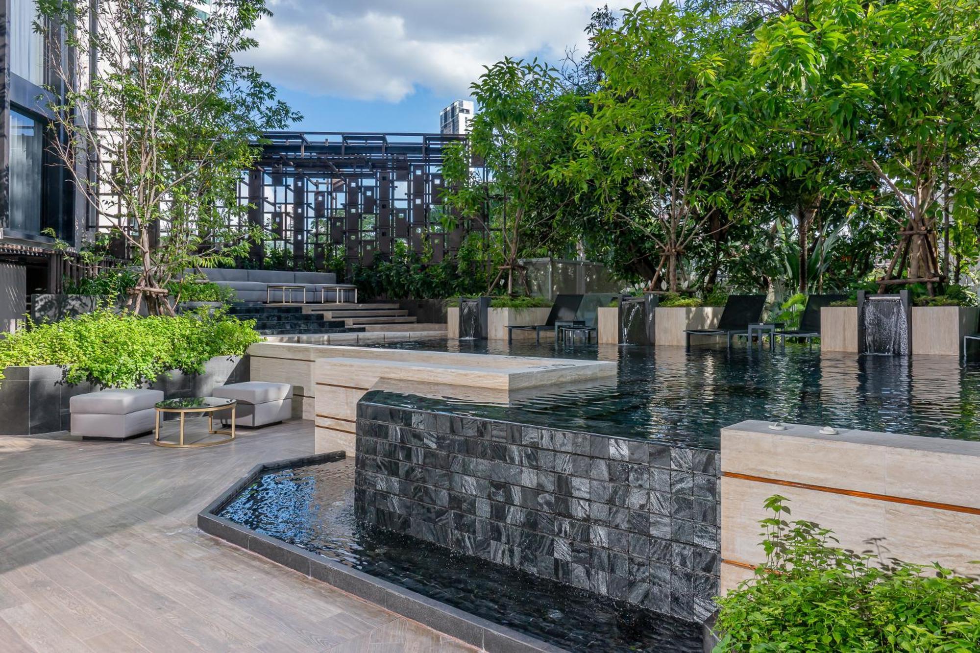 Gardina Asoke Hotel & Residence Банкок Екстериор снимка